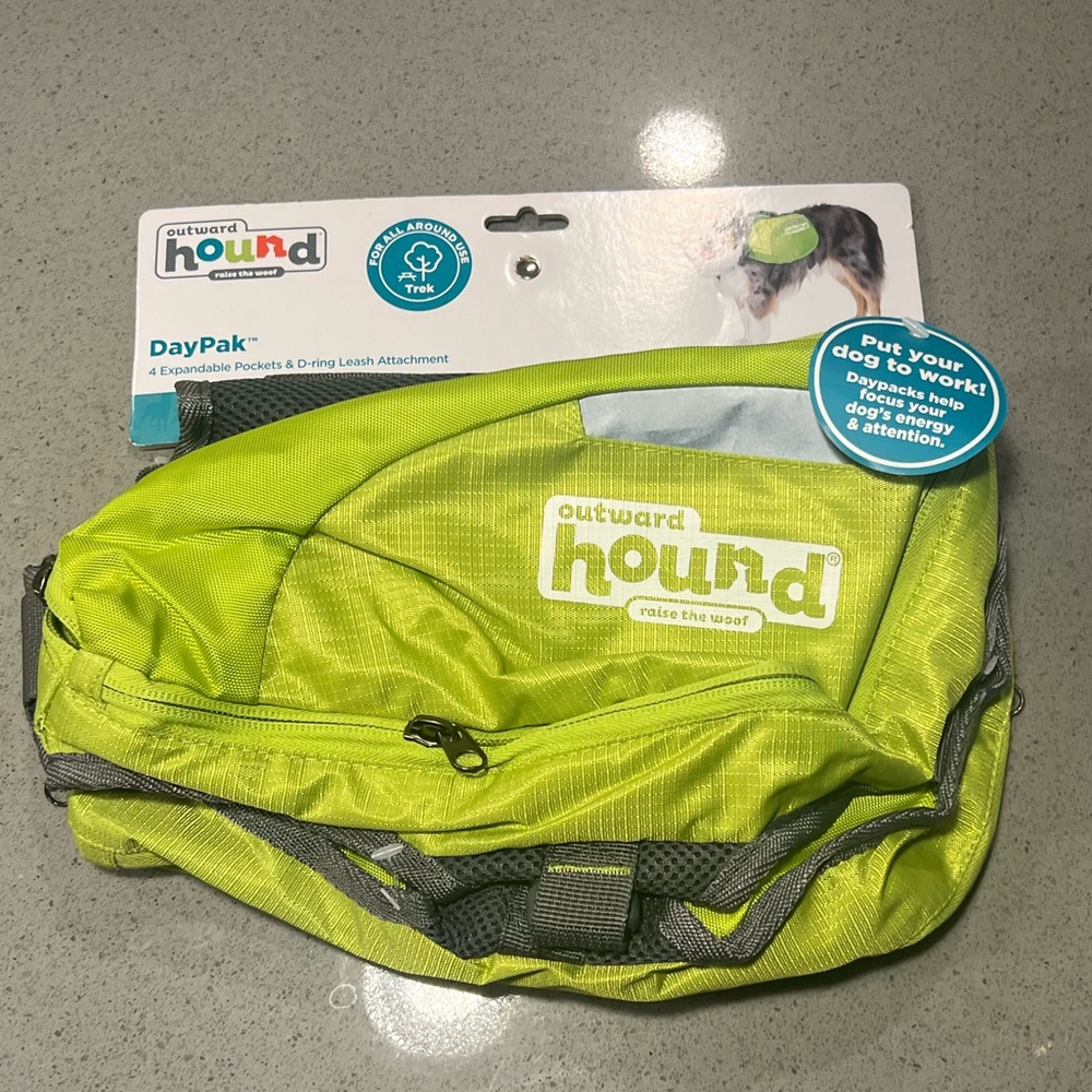 Dog day pack and harness - green